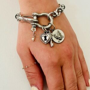 Stainless Steel Heart Lock & Key Charm Bracelet - Women Jewelry